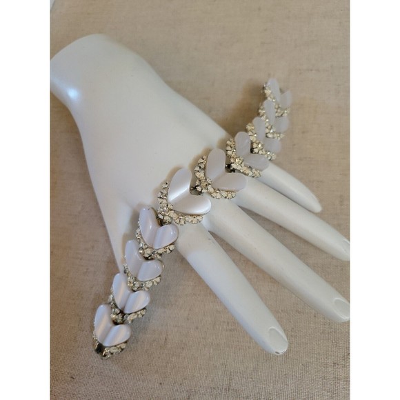 Vintage BSK Heart Shaped Moon Glow Thermoset Rhinestone  Bracelet Missing Stones - Picture 1 of 16